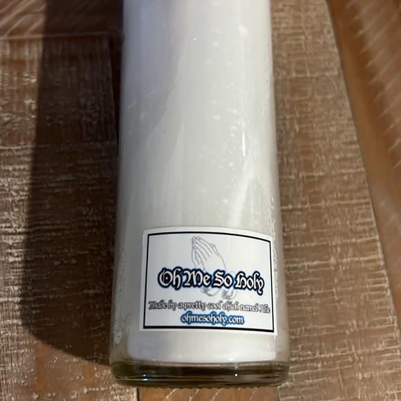 Joe Rogan Me So Holey Candle - Picture 3 of 4